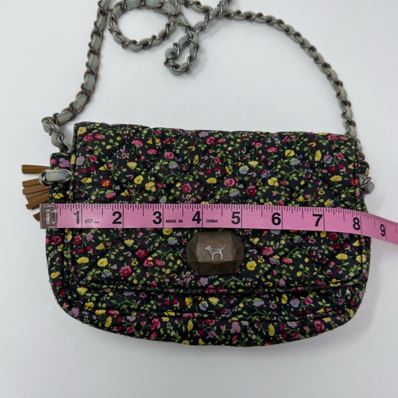 VS‎ Pink floral crossbody purse, denim woven chain strap, Victoria’s Secret, bag - Picture 6 of 12